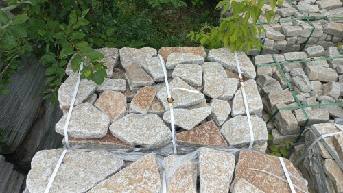 Гранитный плитняк галтованный для парковки купить в Архангельске