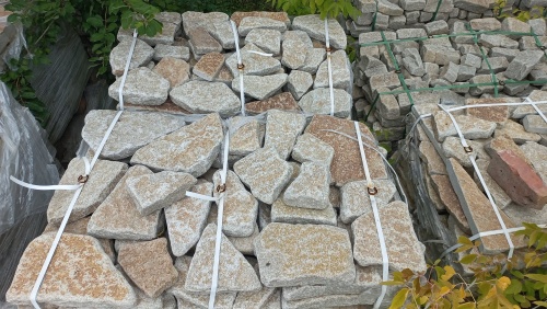 Плитняк гранитный галтованный купить в Архангельске