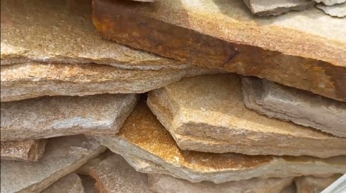 Плитняк златолит жёлтый золотистый для отмостки купить в Архангельске