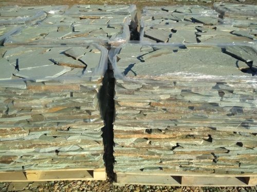 Плитняк златолит зелёный для цоколя, отмостки купить в Архангельске