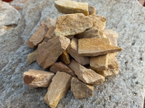 Златолит жёлтый декоративная каменная крошка купить в Архангельске