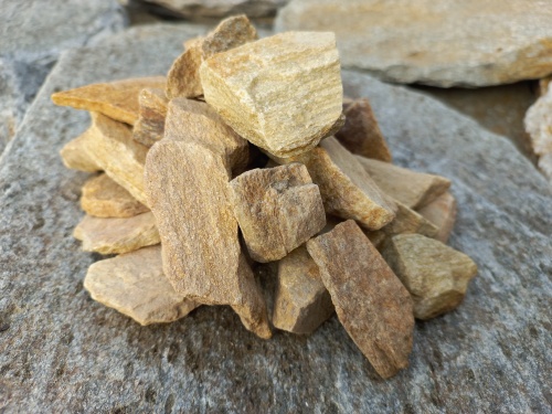 Златолит жёлтый декоративная каменная крошка купить в Архангельске