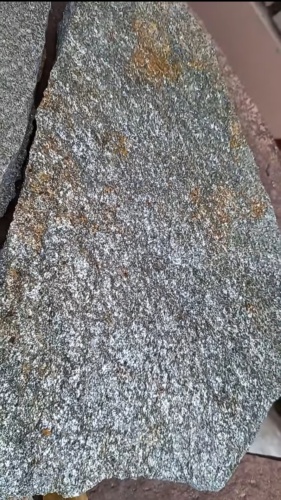 Плитняк златолит серебристый для цоколя, отмостки купить в Архангельске