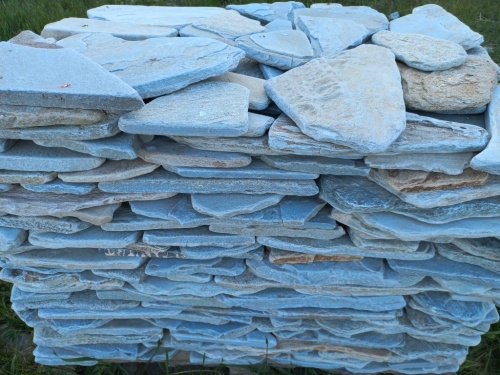 Плитняк златолит зелёный галтованный для цоколя купить в Архангельске