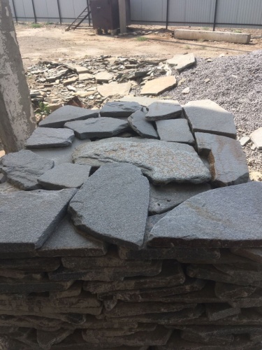 Златолит серебристый галтованный для лестниц купить в Архангельске